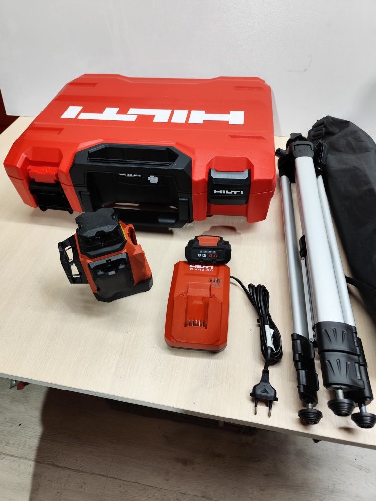 Hilti PM 30-MG лазер Хілті 3D професійний акумуляторний
