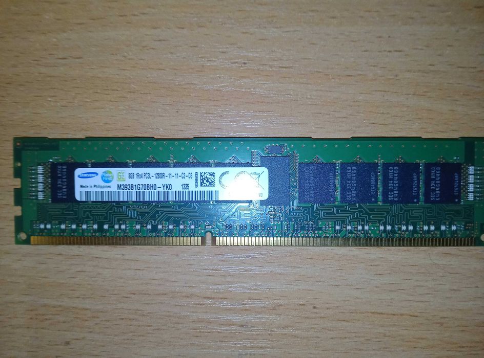 Продається серверна пам'ять DDR3, 4x8GB