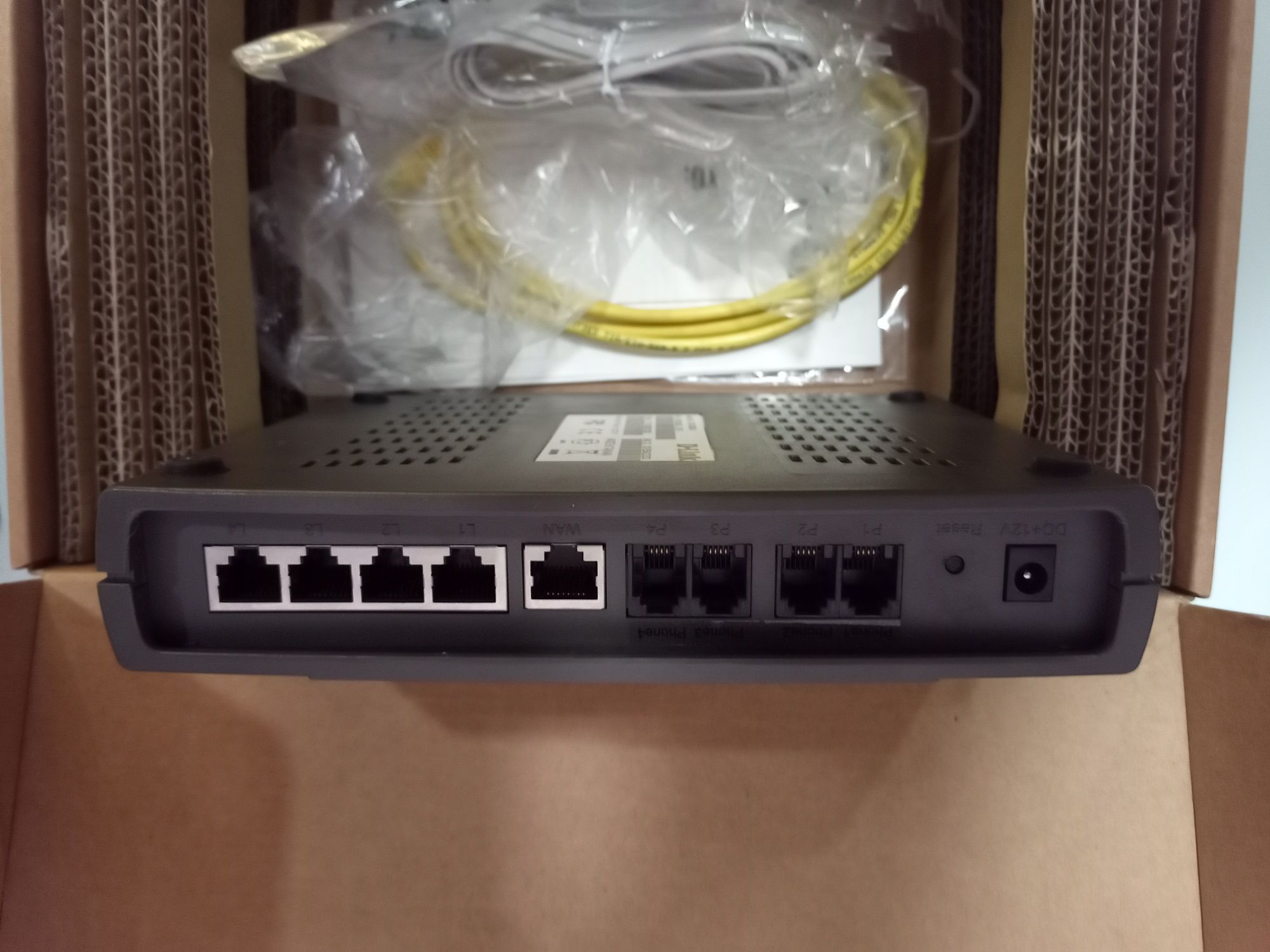 Голосовые шлюзы D-Link DVG 5004S