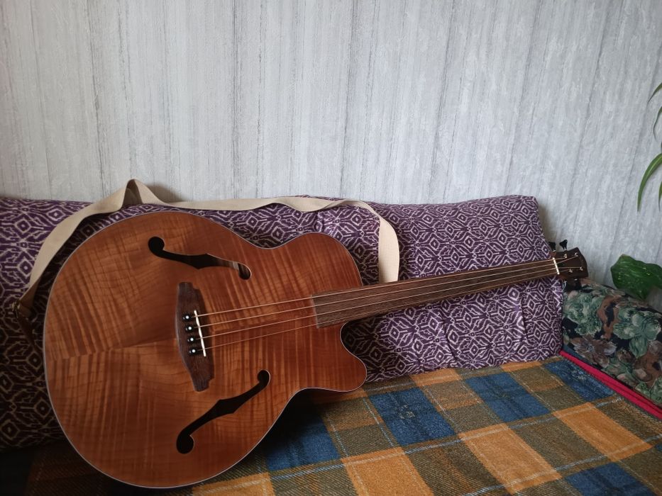 Безладовий акустичний бас V-glorify