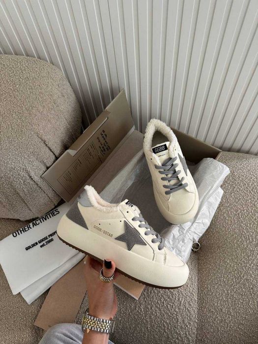 Кеди Golden Goose Deluxe Brand утеплені бежеві хутро