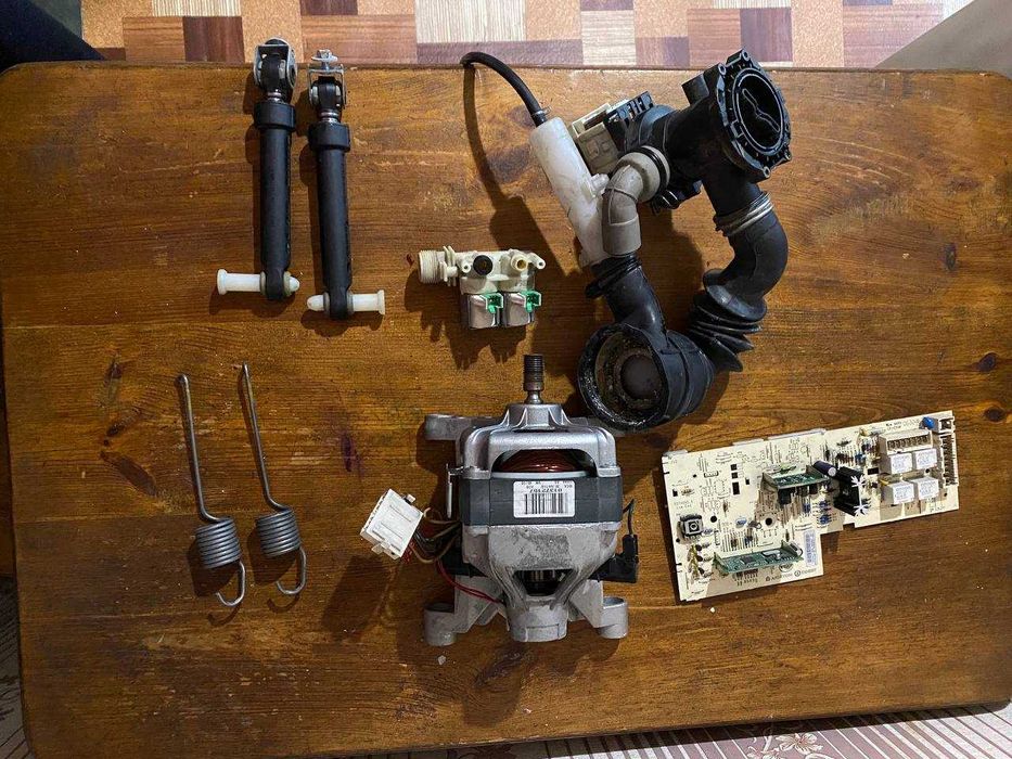 Запчастини для пральної машини Індезіт