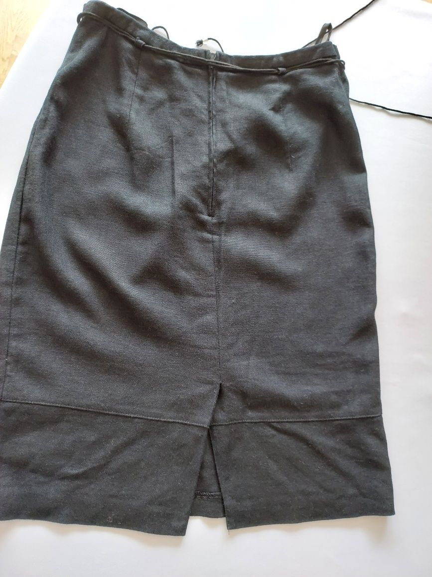 Lnianą czarna spódnica
