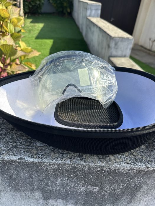 Capacete poc impecavel