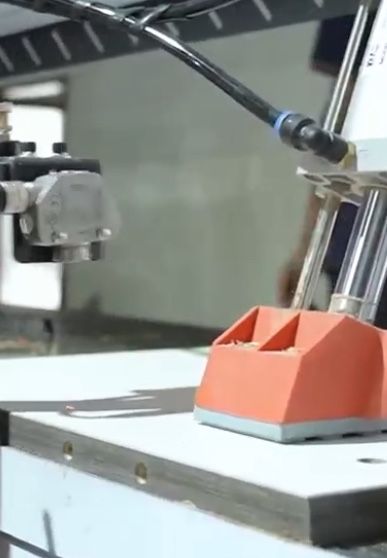 Frezarka CNC do płyt meblowych – szafy, garderoby, meble na wymiar