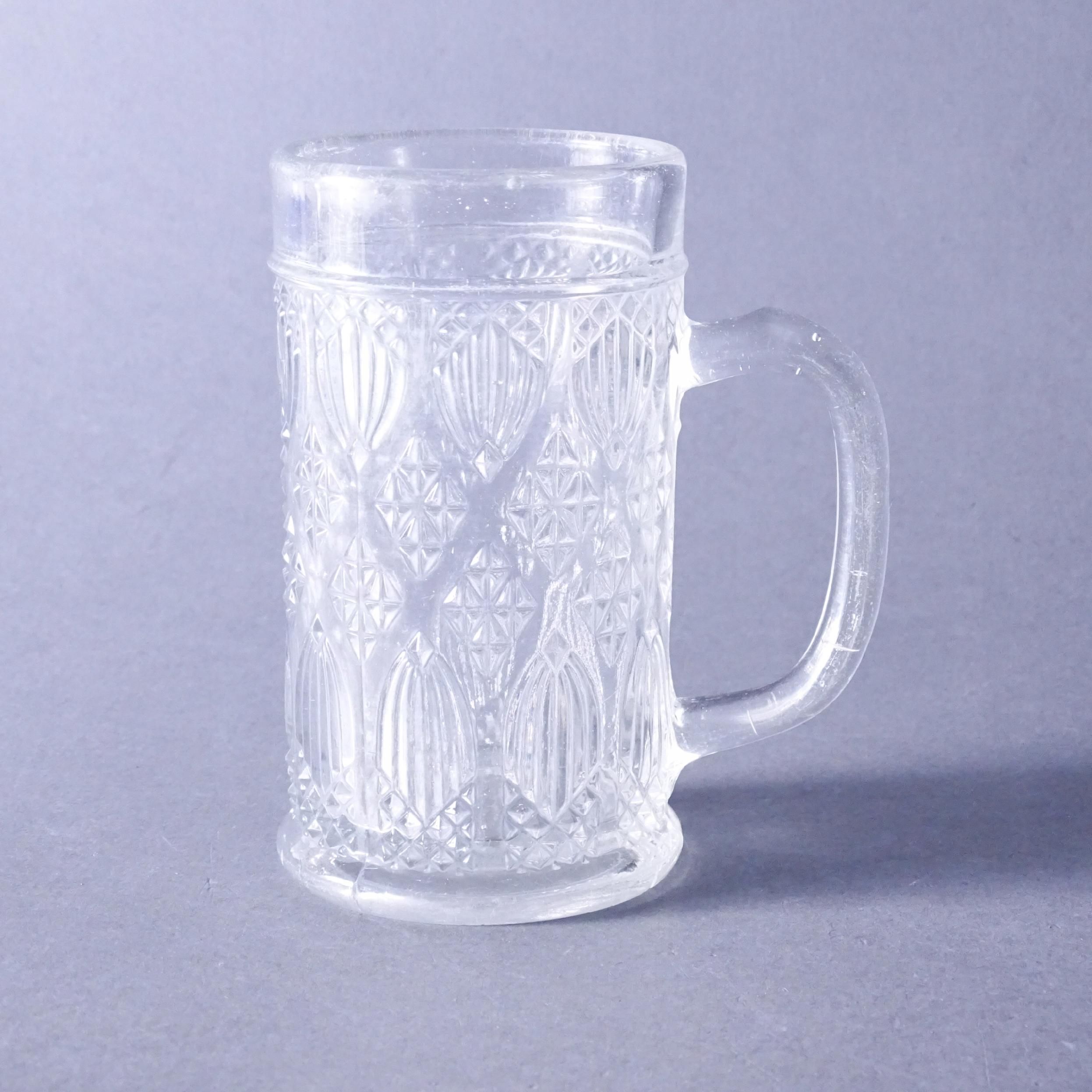 przełom xix i xx wieku zabytkowy kufel szklany