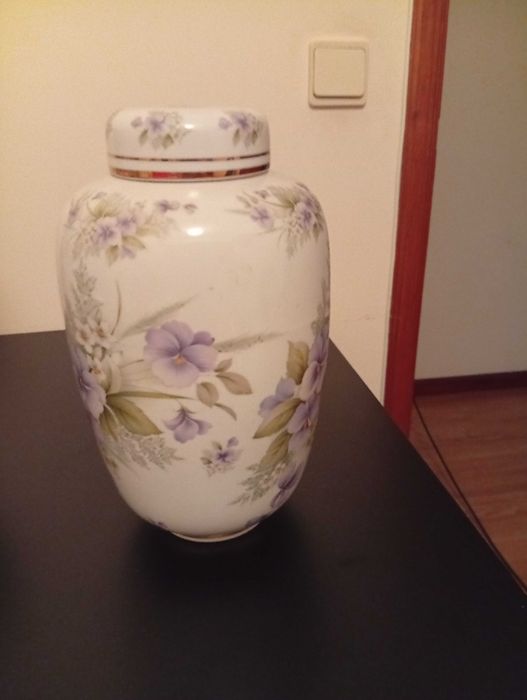 Jarras com tampa lindíssima