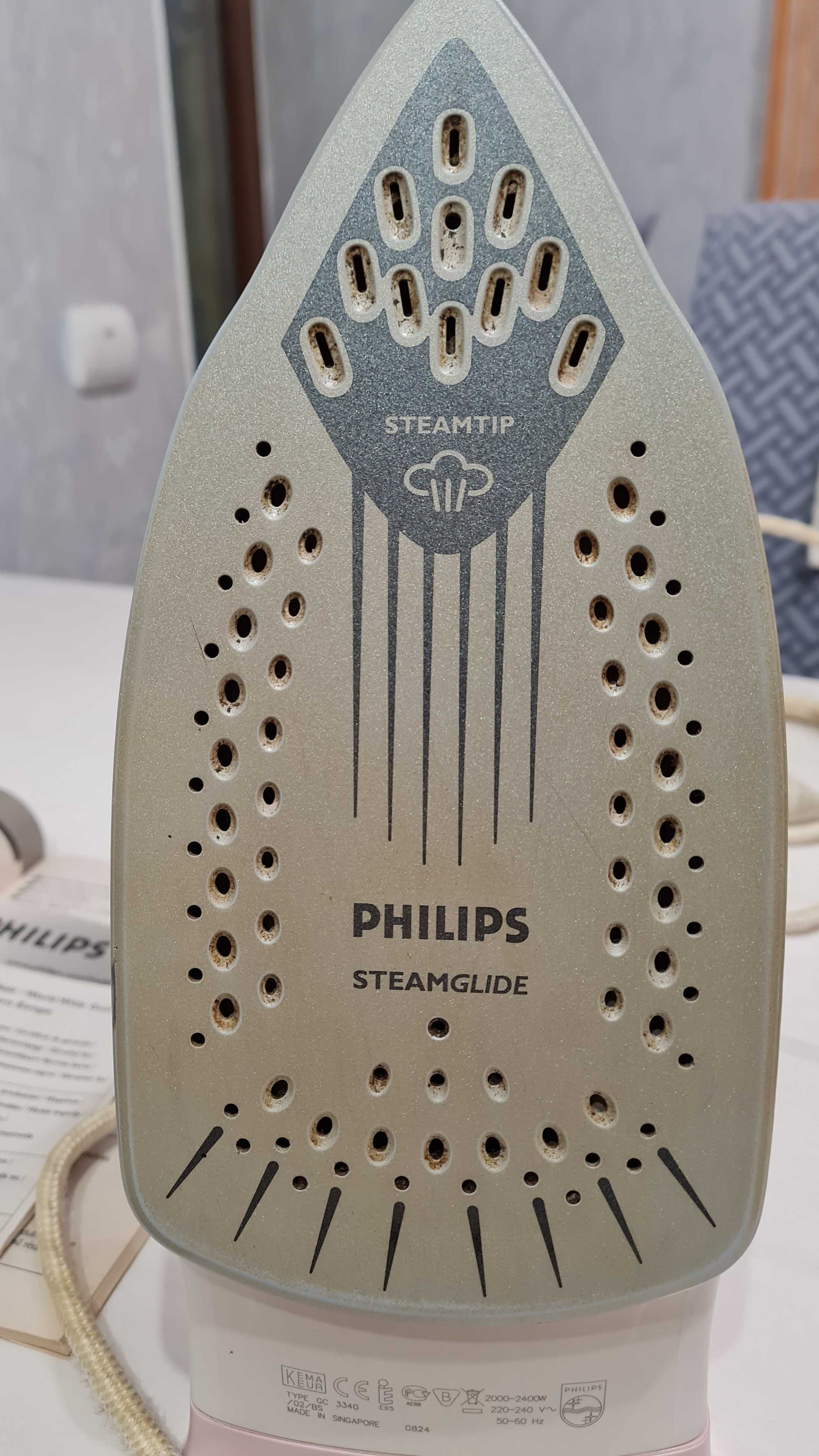 Праска Philips GC3340