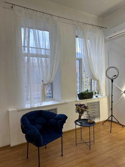 Оренда на 15 днів - Парикмахер, колорист. Центр. Вода. Світло завжди є