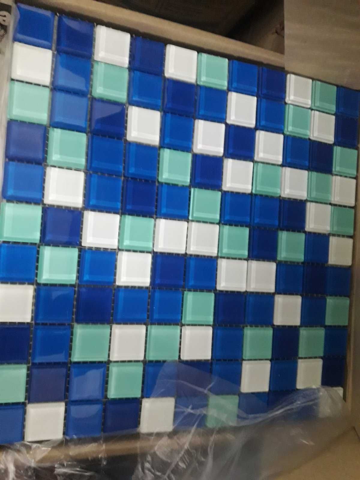 Скляна мозаїчна плитка для басейну