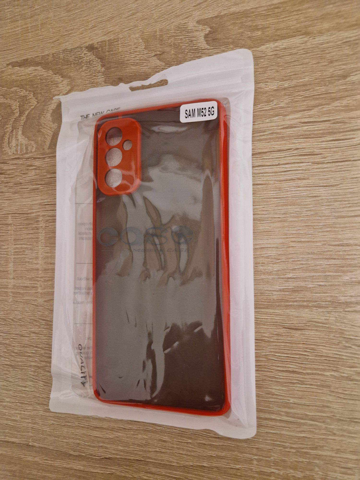 Etui Vennus Color Button Bumper do Samsung Galaxy M52 5G Czerwony