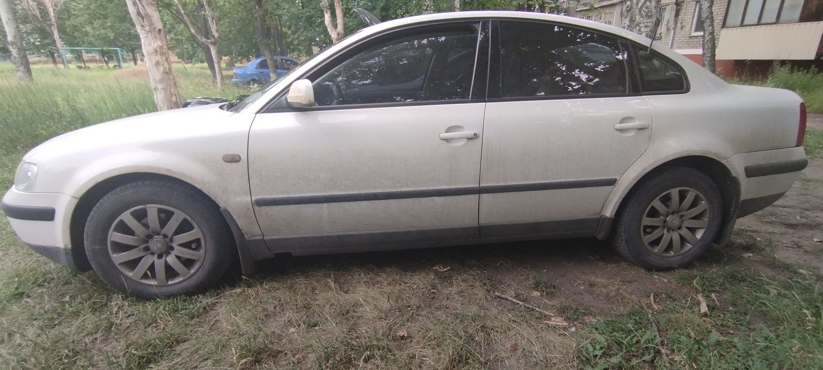 Правдам автомобіль у дуже гарному стані