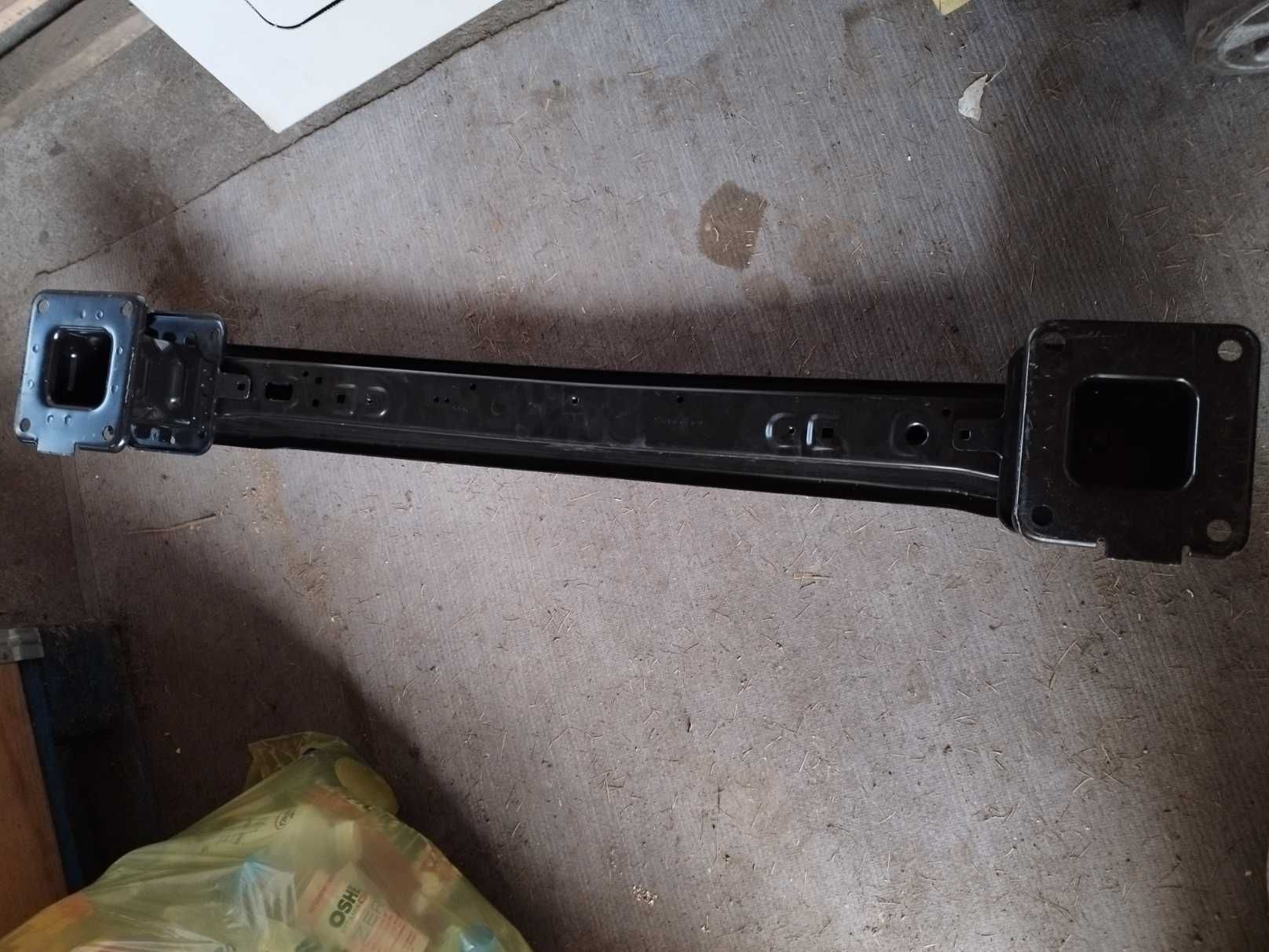Wzmocnienie pasa przedniego Ford Transit  CONNECT 02-13 nowe