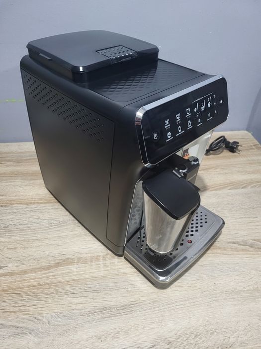 Ekspres ciśnieniowy Philips Lattego ładny