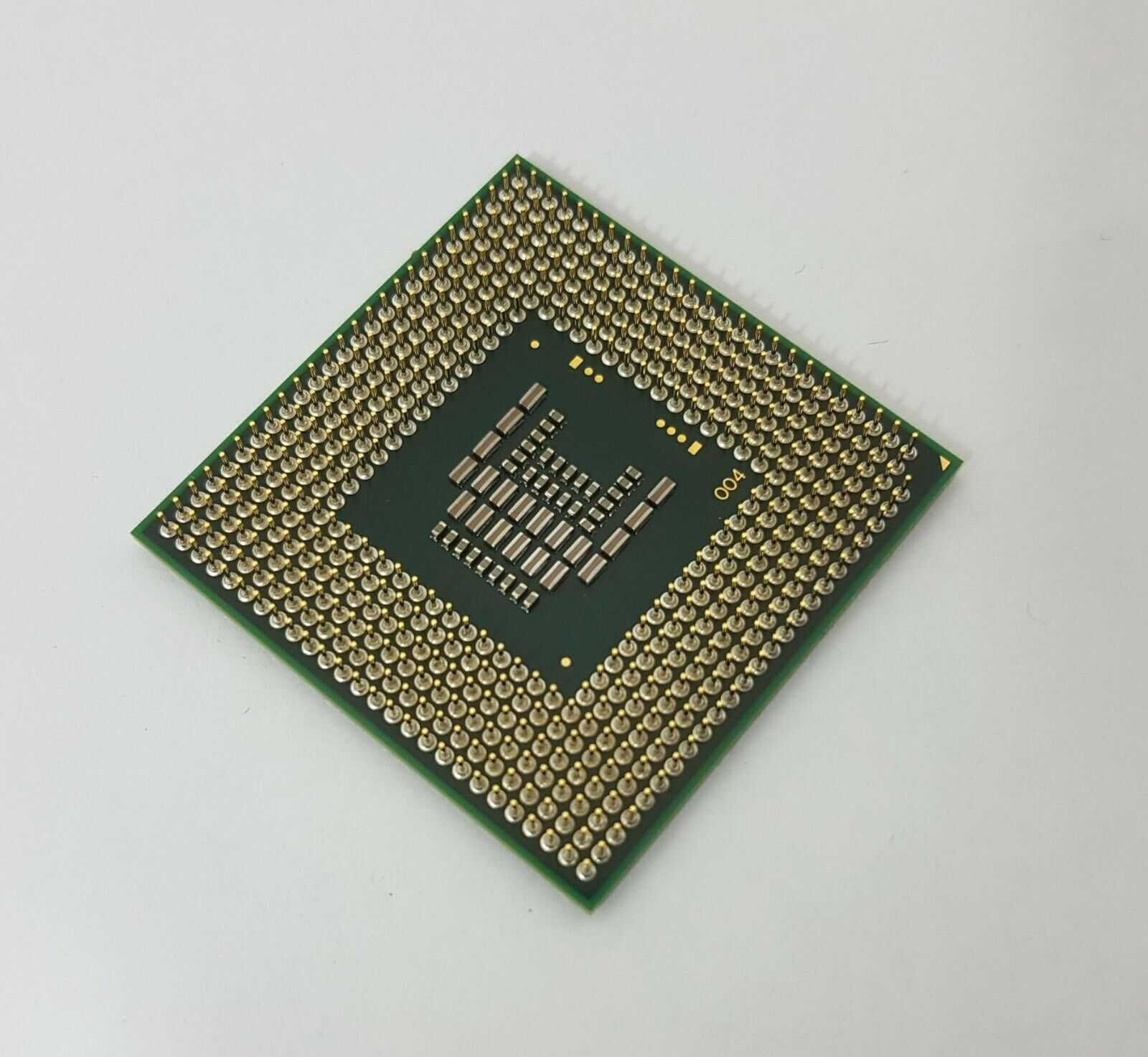 Процессор – Intel Celeron M900 / SLGLQ ! "(2.20GHz/1M/800MHz)" 2-ядра