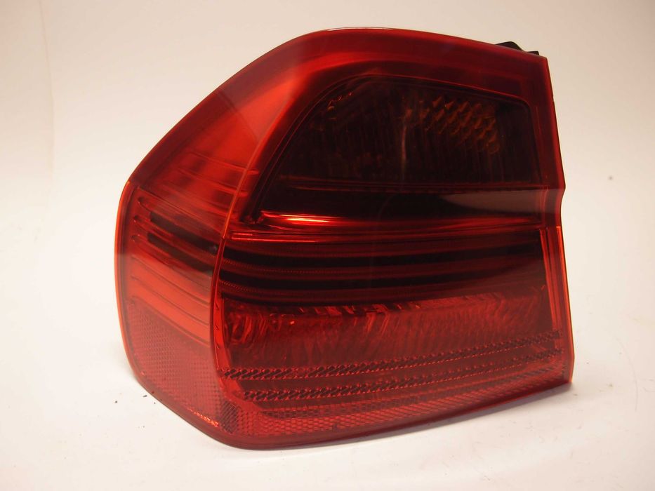 Lampa tył lewa BMW e90 sedan 2006r.