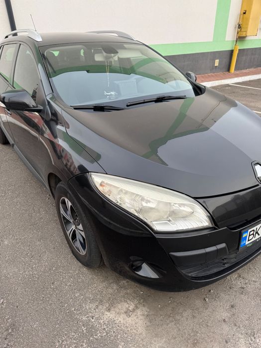 Автомобіль Renault Megan