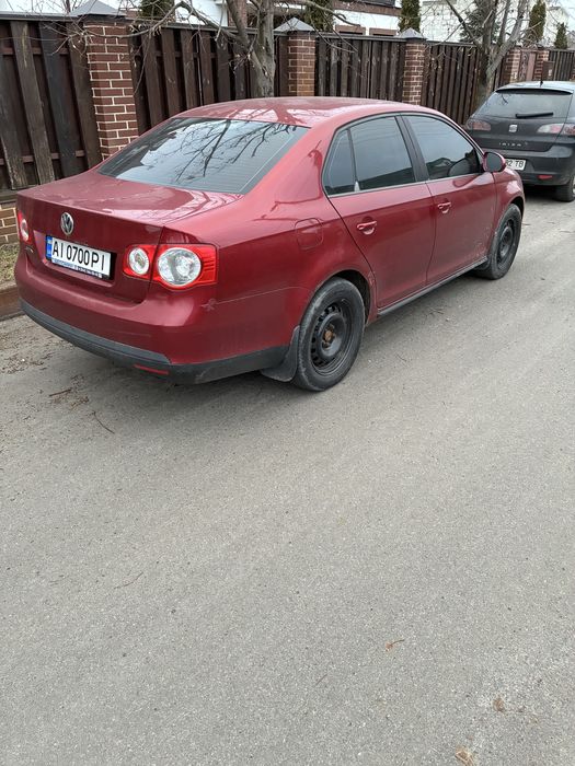Volkswagen jetta 1.6 mpi 2007