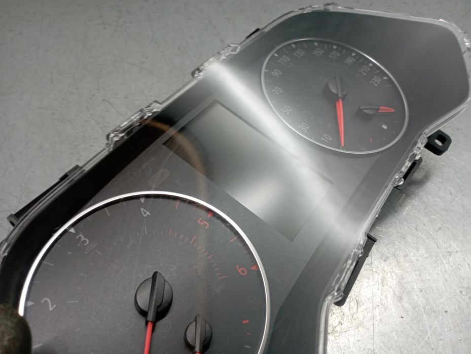 Quadrante / painel de instrumentos RENAULT Clio V (BF_)