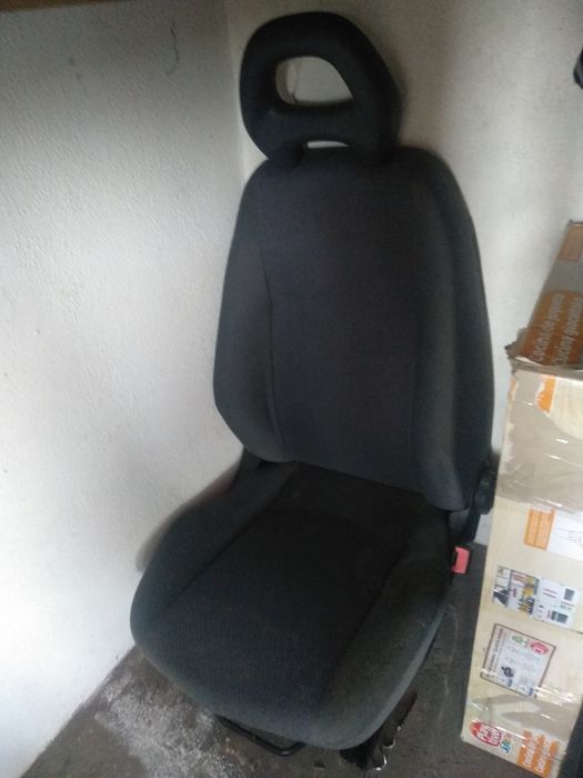 Banco frontal para Fiat Punto