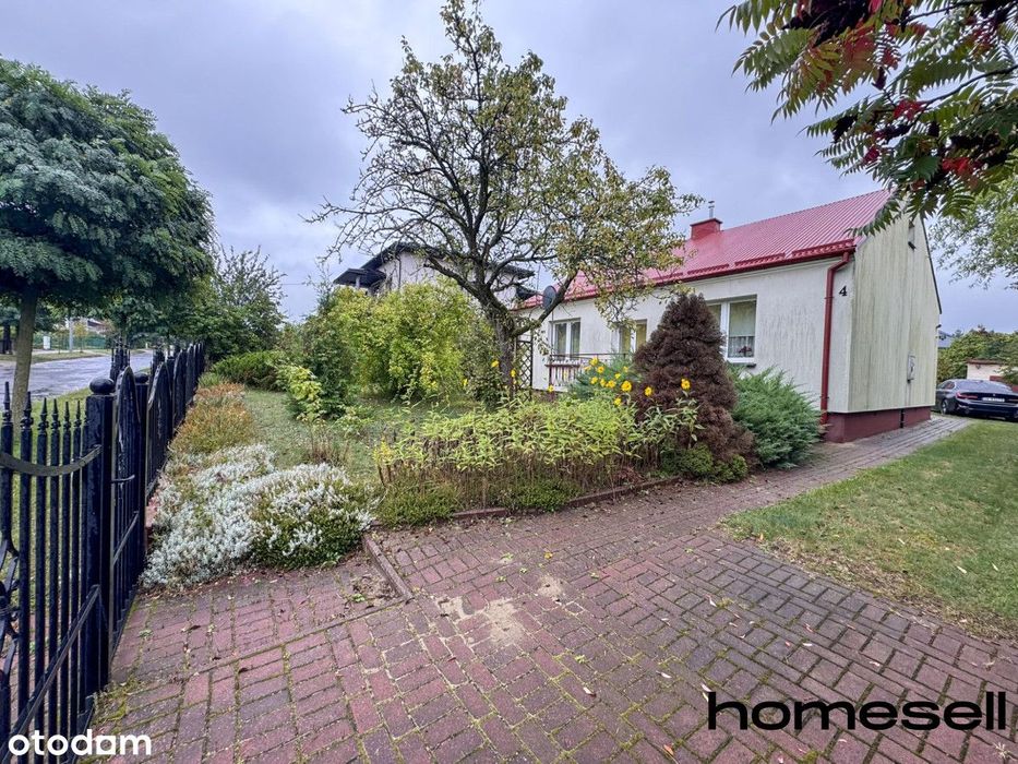 Parterowy dom gotowy do wejścia w spokojnej okolic