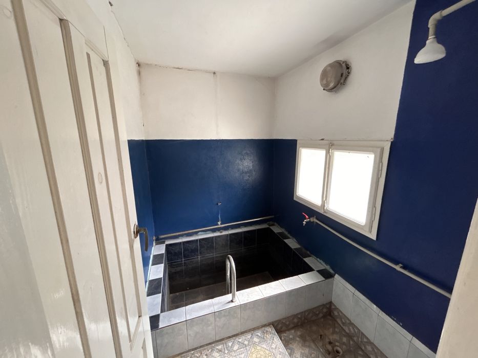 5-кімнатний будинок з площею 0,25 га с. Мочола 6 км від Берегова