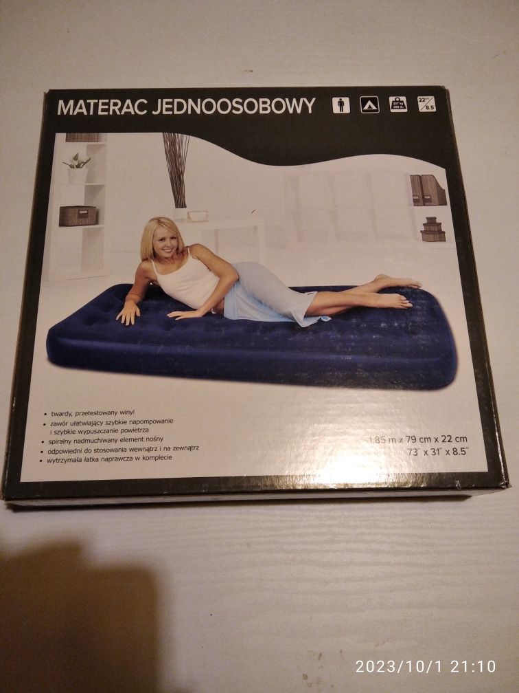 Materac jednoosobowy welurowy 85m x 79cm x 22cm do 227kg.