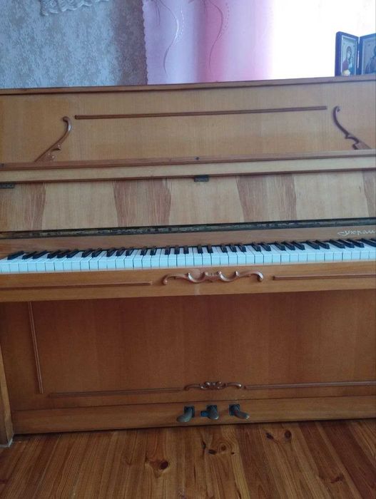 Фортепіано Україна