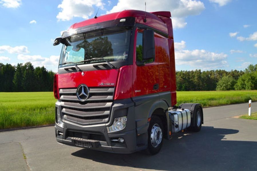 Blenda osłona przeciwsłoneczna Mercedes Actros mp4 Nowa Oryginał