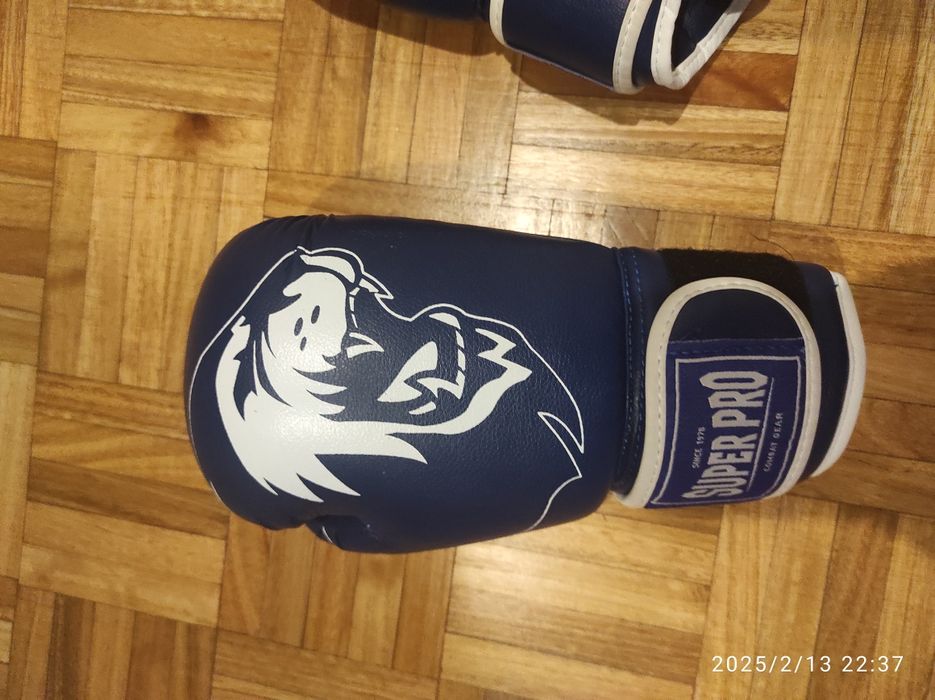 Luvas de combate Super Pro 8 Oz