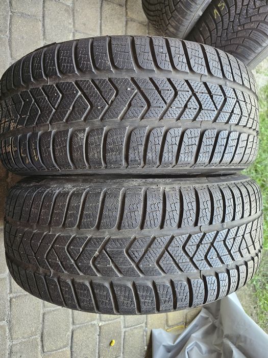 235/55/17 Opony Zimowe Pirelli Sottozero 3 2szt