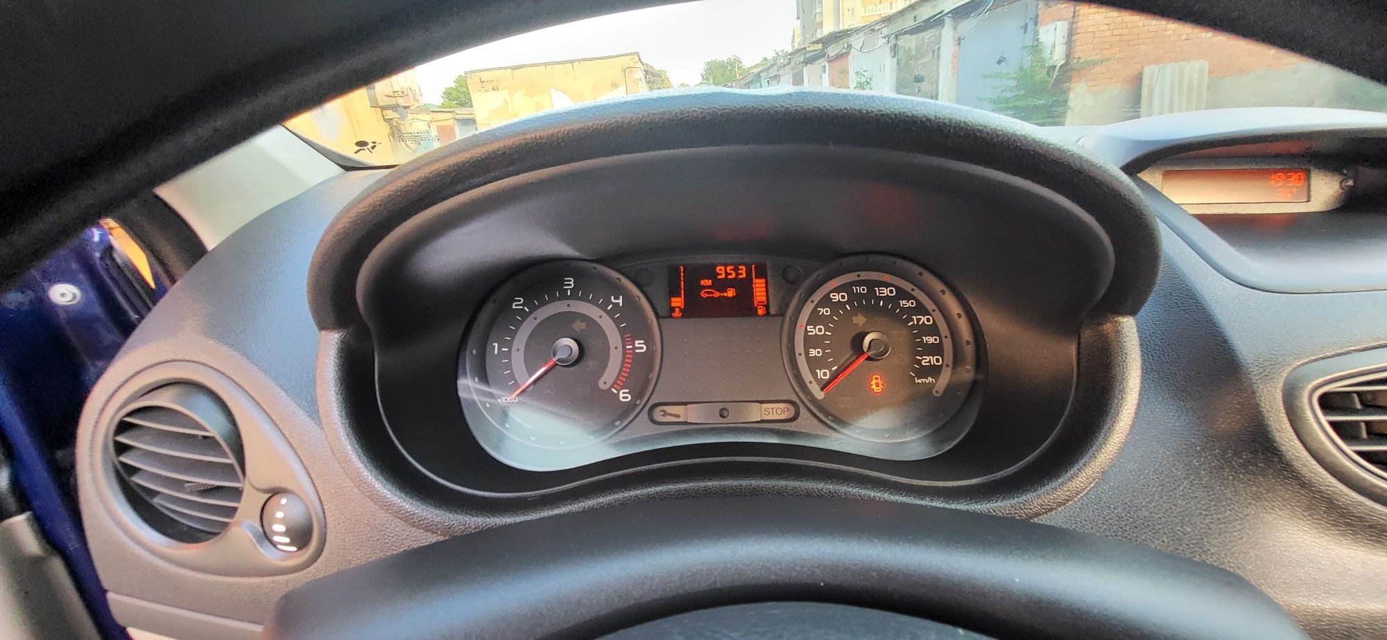 Renault clio 3 1.5 dci 2006 рік