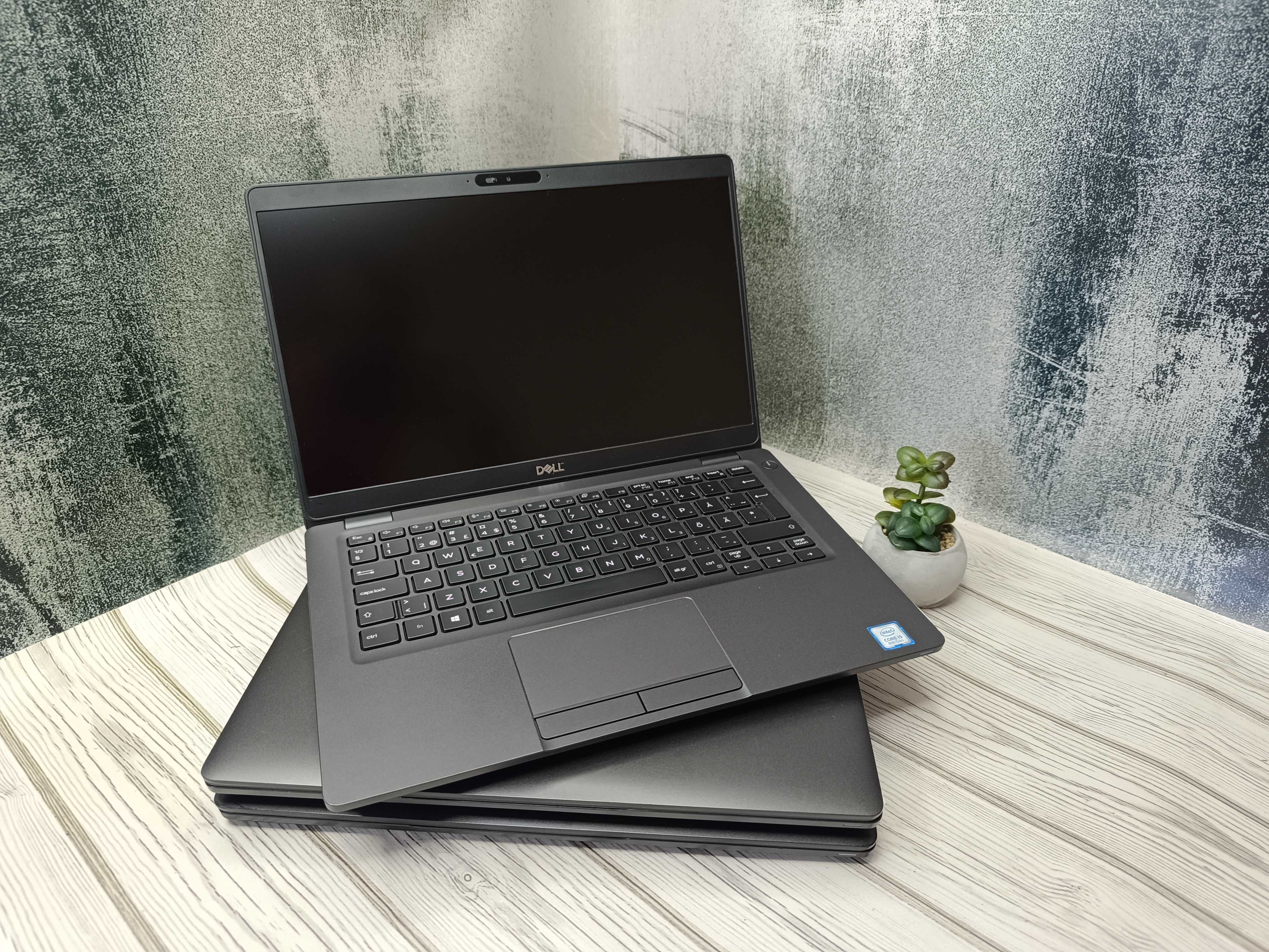 Ноутбук Dell Latitude 5300 IPS\4 ядра\ОЗУ 16 ГБ\SSD256GB\опт\роздріб