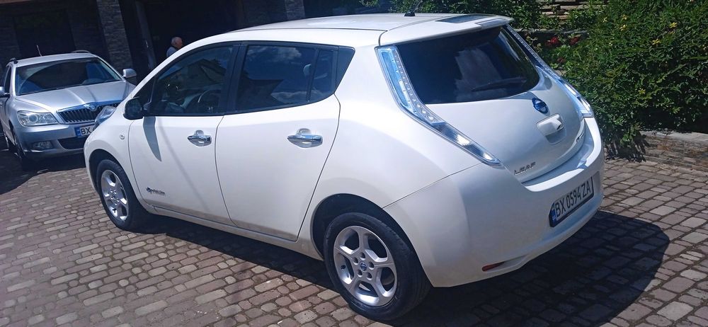 продам Nissan Leaf 2014 24kWt I покоління (FL)