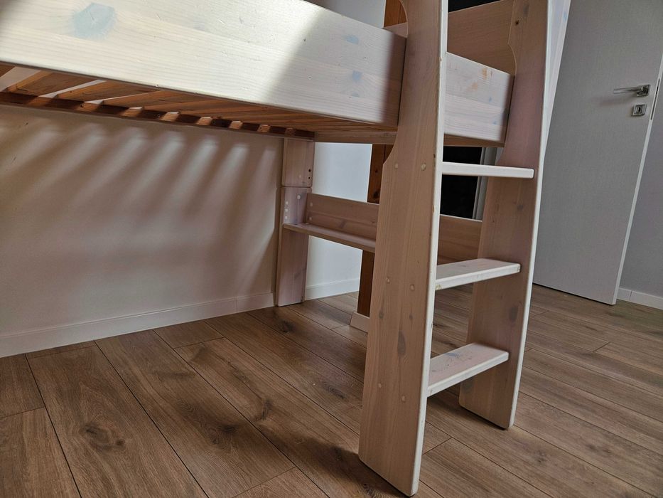 Dziecięce łóżko piętrowe Hoppekids SFK, solidne, zjeżdżalnia