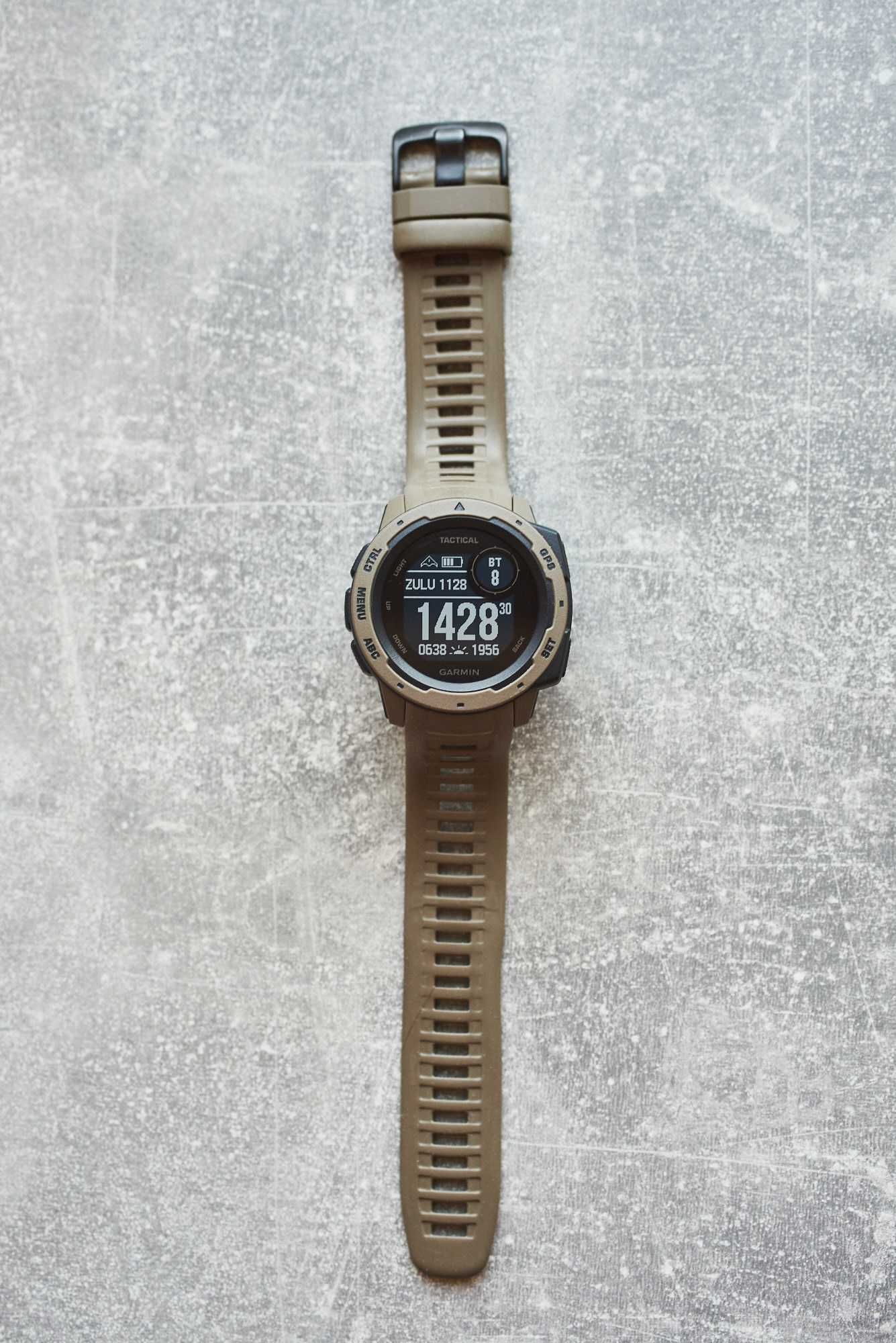 Garmin Instinct Tactical desert тактичний gps компас