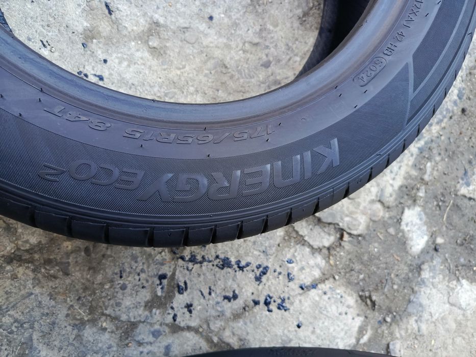 Sprzedam prawie nowe opony Hankook 175/65 r15