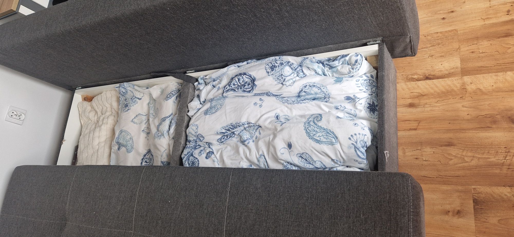 Sofa rozkladana szara