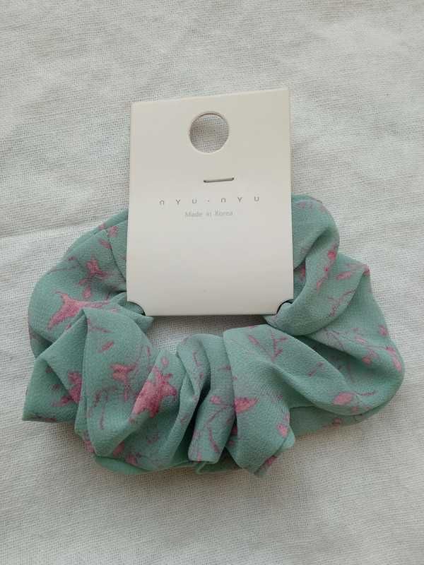 Nowa Gumka do włosów frotka Scrunchie turkusowa w kwiatki Nyu Nuy