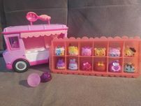 Num Noms Taca z baczeczkami + samochód