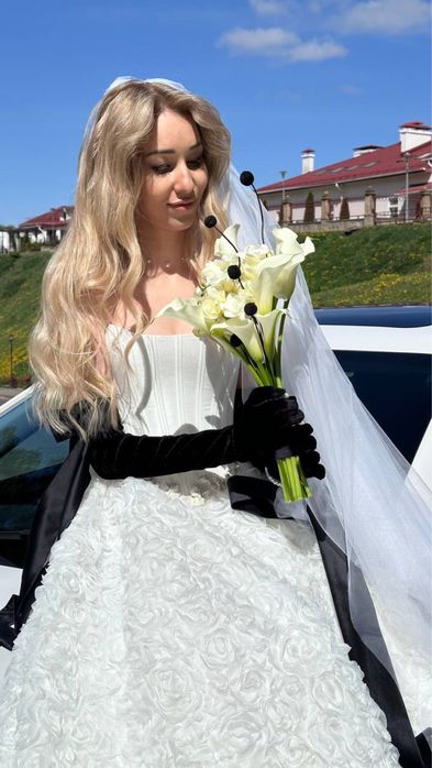 Sprzedam wyjątkową suknię ślubną – rozmiar 36