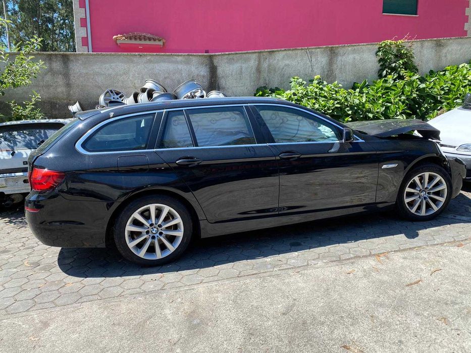 BMW Serie 5 520D de 2011 - para peças