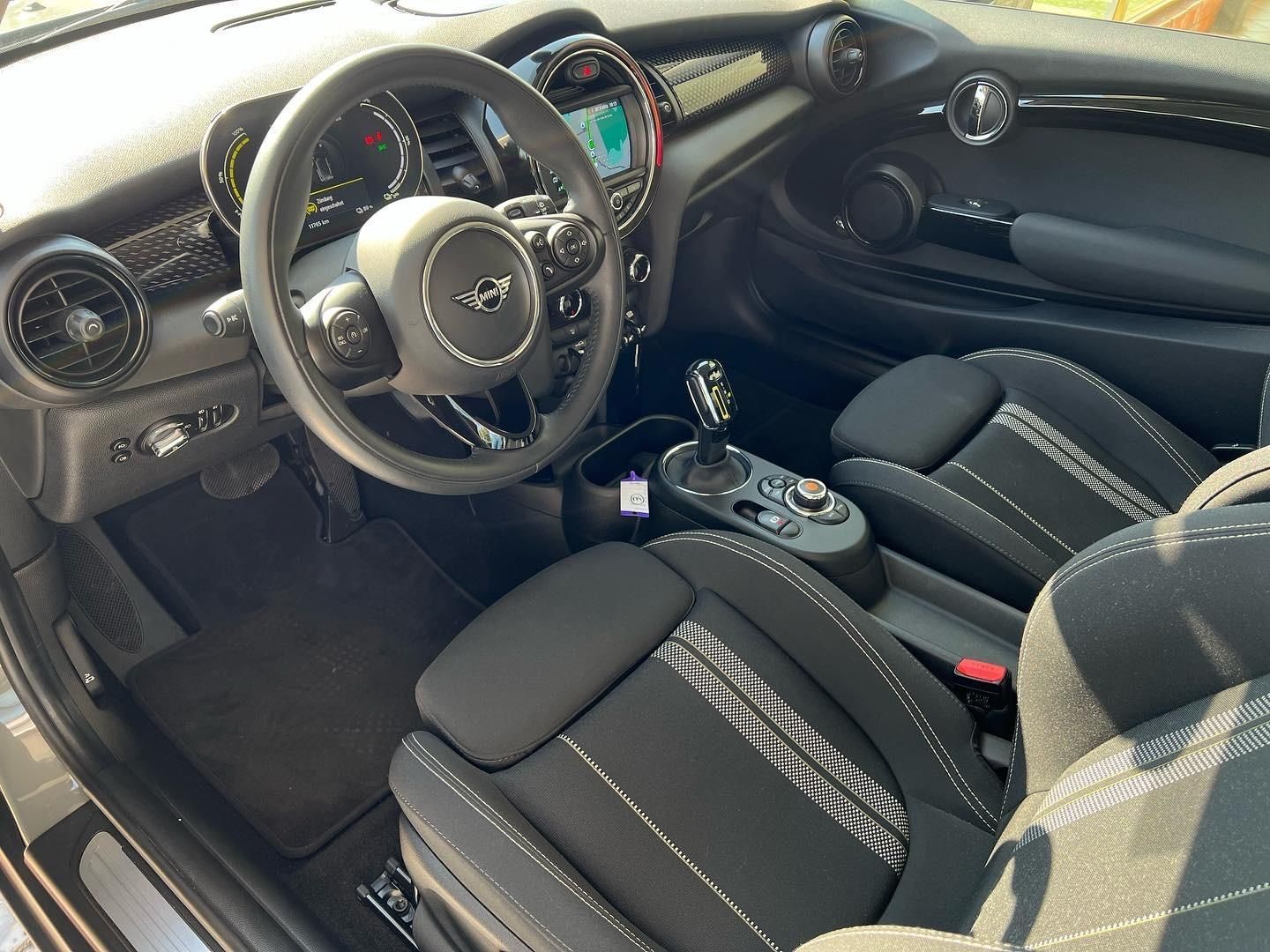 Mini Cooper SE Eletric IVA dedutivel