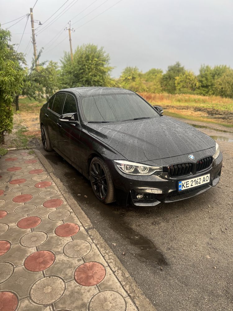 BMW F30 328 2013 M-lock