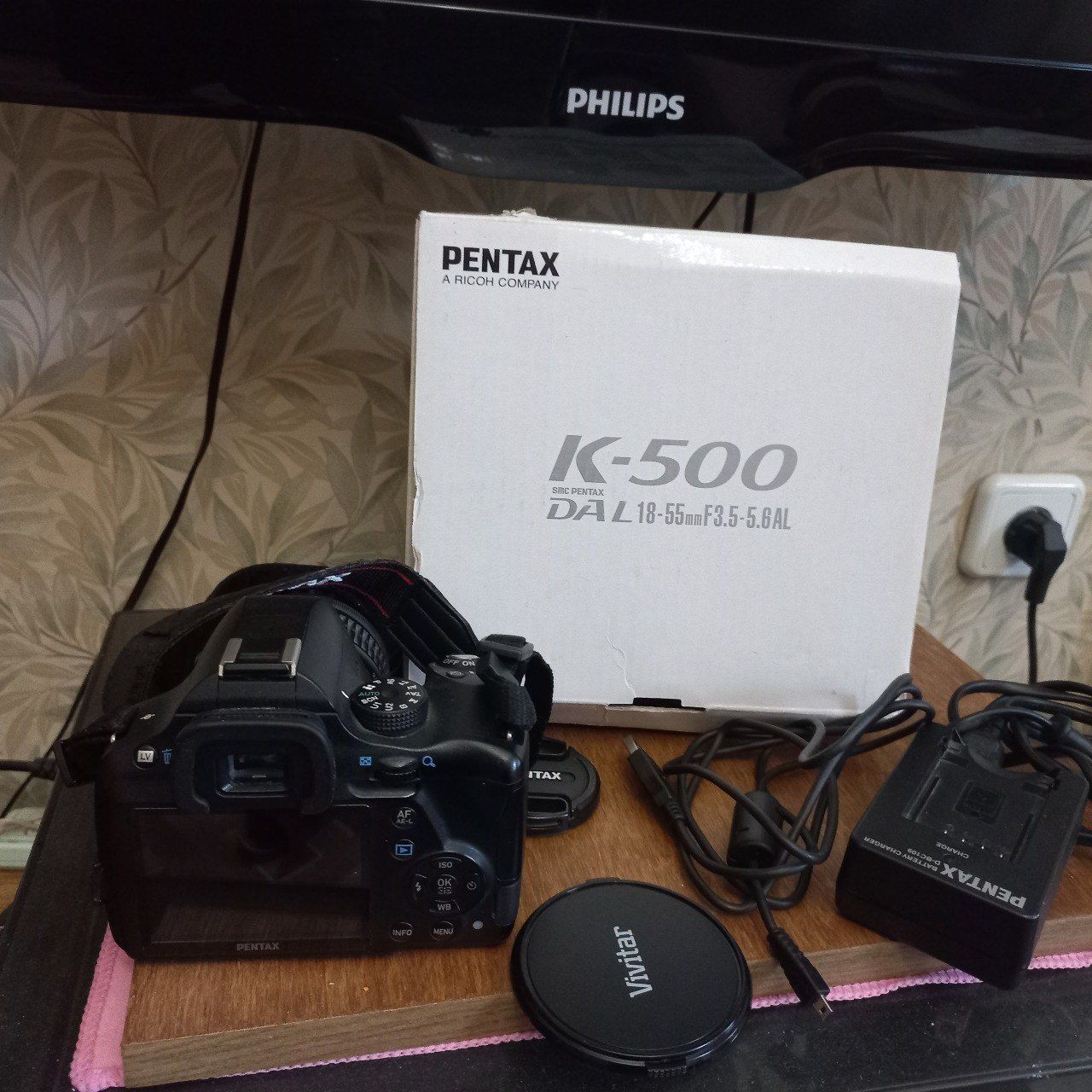 Pentax K500 полный комплект+телемакро объектив.