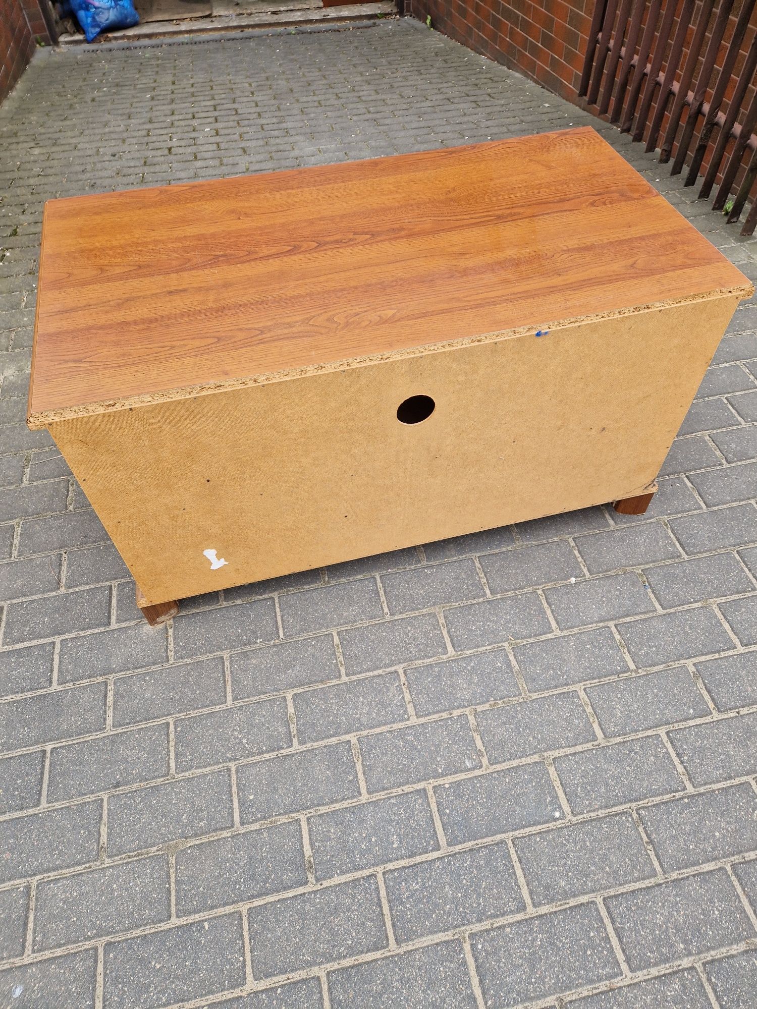 Sprzedam szafkę pod telewizor  KENT