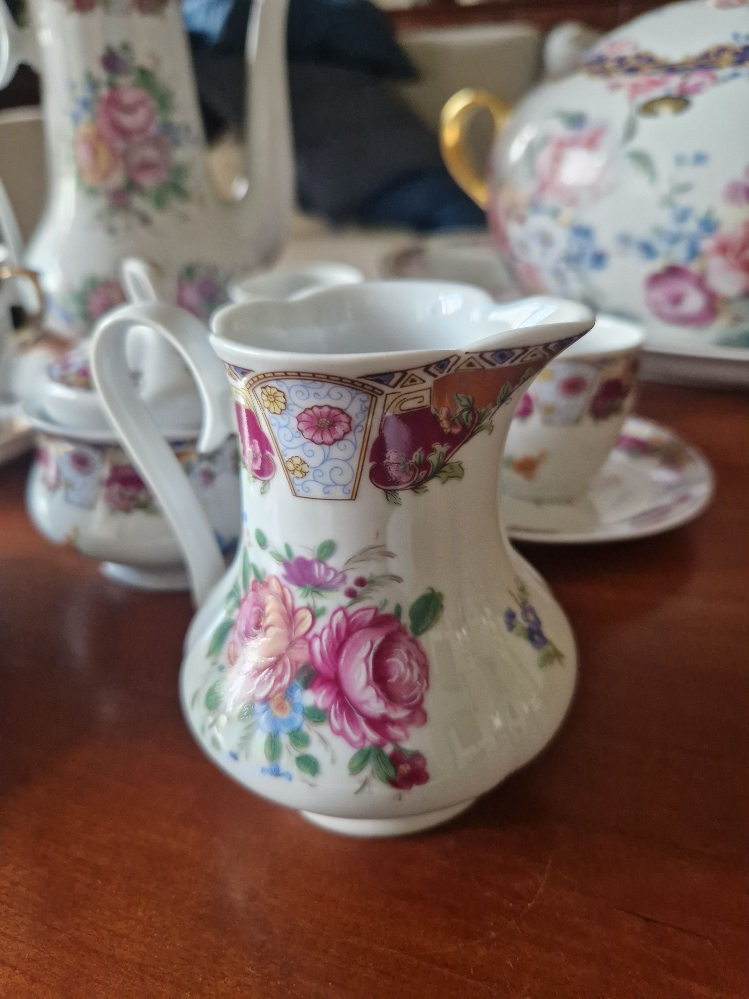 Loiça de porcelana Vizavi
