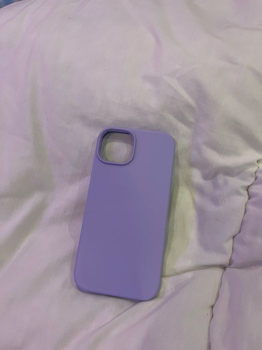 Capa de Iphone 13 lilás