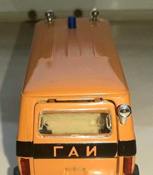 РАФ-2203.Микроавтобус ИЗ коллекции ГАИ 1:43. Производства СССР.