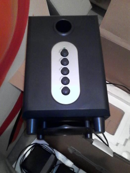 sistema de som com sobwoofer para tv ou pc